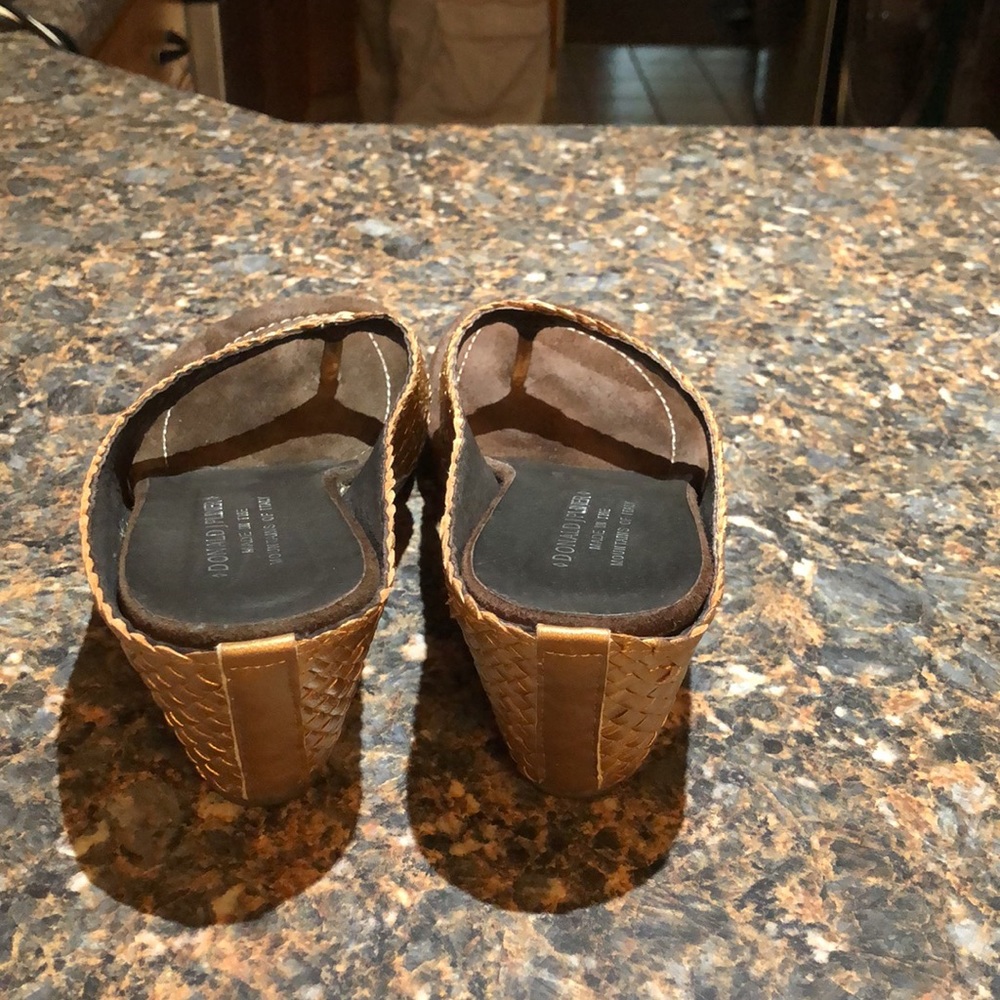 Donald j PLiner  SANDLES - Picture 4 of 8